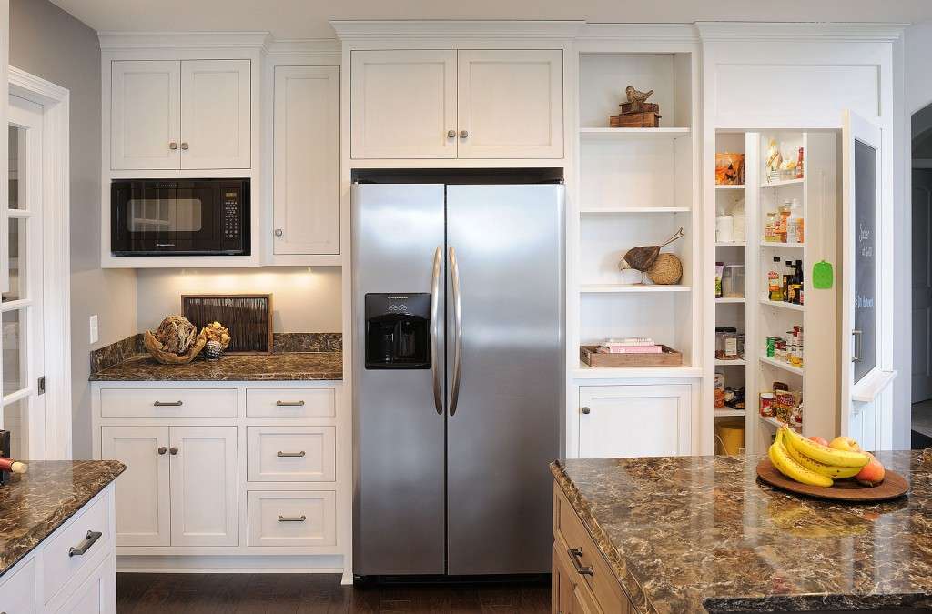 Холодильник на кухні (46 фото): вибираємо правильне місце
