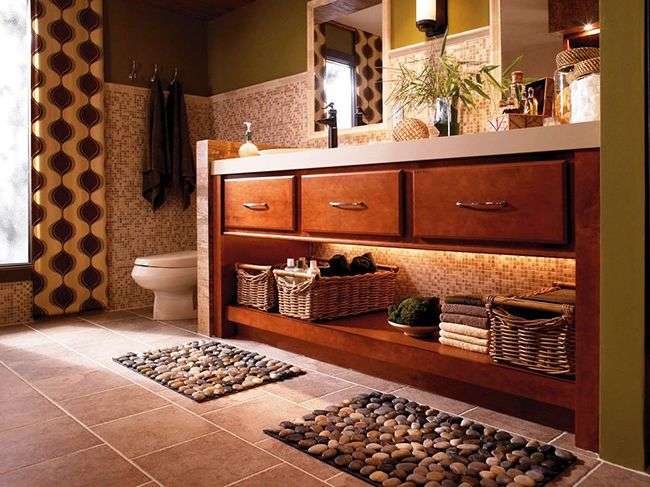 Килимки для ванної кімнати (40 фото): краса, безпека і комфорт