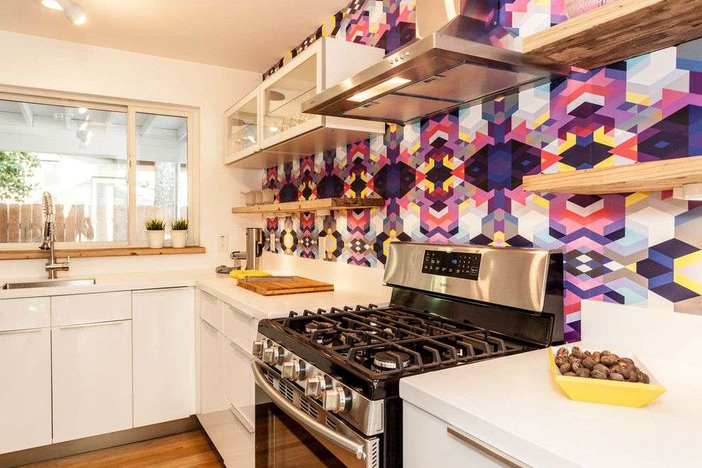 Миються шпалери для кухні (45 фото): практичний вибір стильного покриття