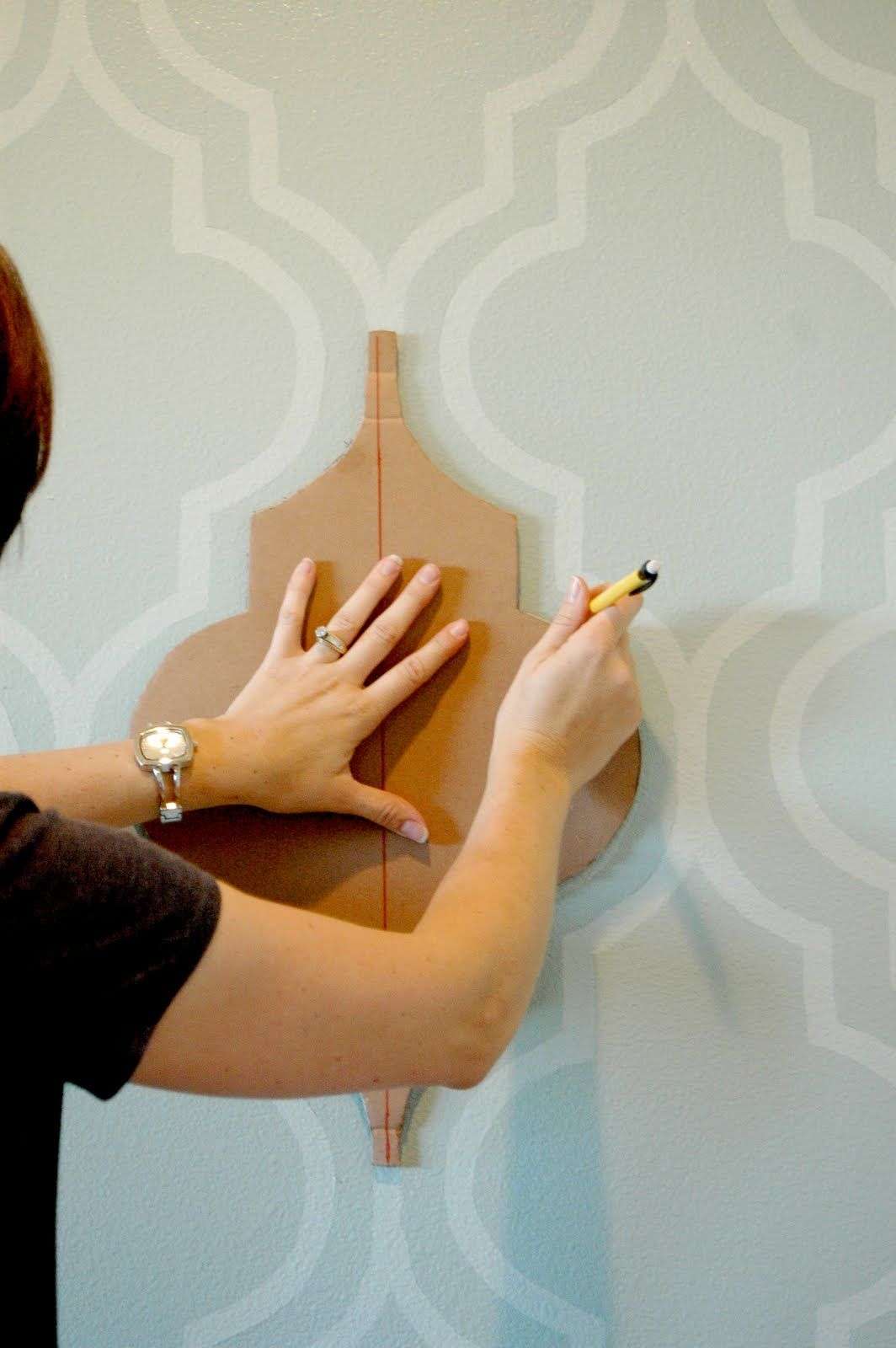 Трафарети для стін своїми руками (50 фото): тонкощі і секрети техніки