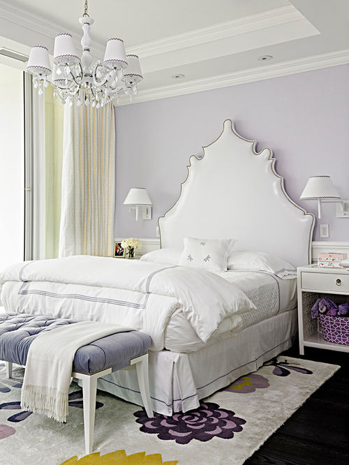 Біло-фіолетова спальня: поради дизайнерів по гармонійному поєднанню відтінків