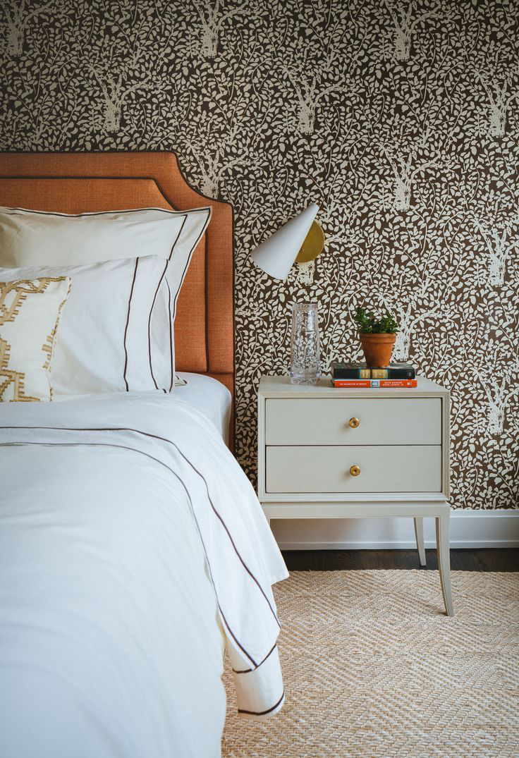 Шоколадне настрій: як стильно оформити спальню в коричневих тонах ?