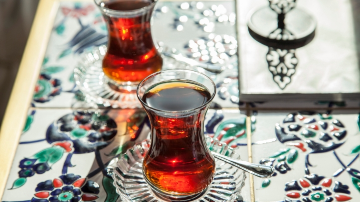 Турецькі чашки для чаю: як правильно використовувати та особливості чаювання по-східному
