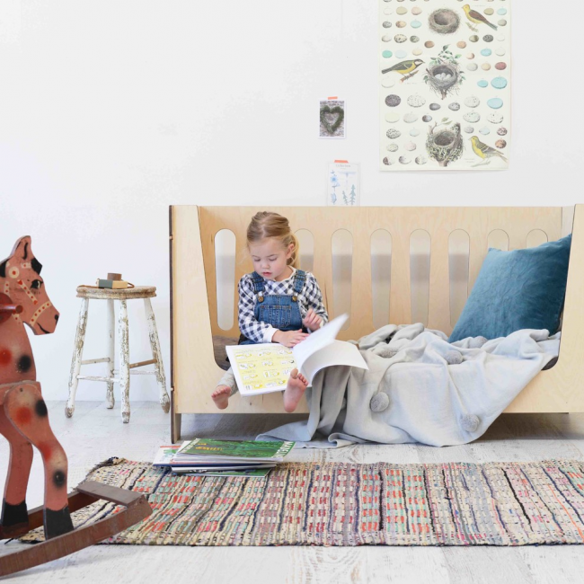 Ліжечко з бортиками для дитини від двох років: нюанси вибору для вдумливих батьків