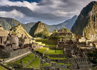 Gwałtowny upadek imperium Inków: doskonała burza katastrofy